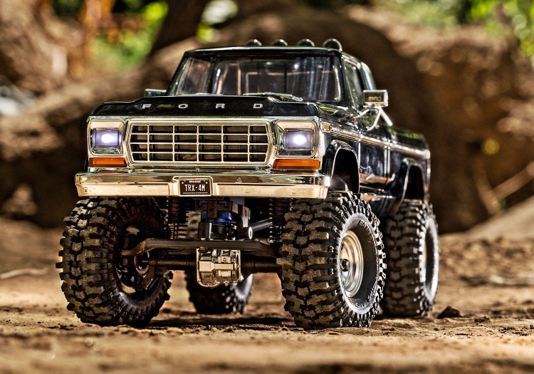 TRX-4M Ford F-150 High Trail RTR Black - 2S LiPo/USB Charger - 7