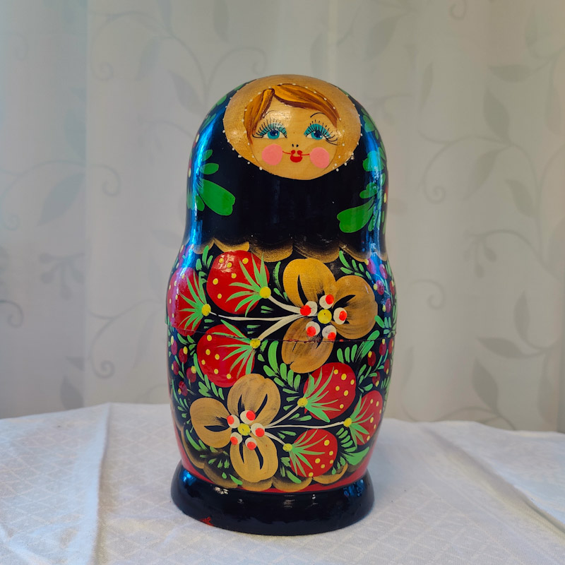 Babushka - Matrjosjka - Ryska trädockor 