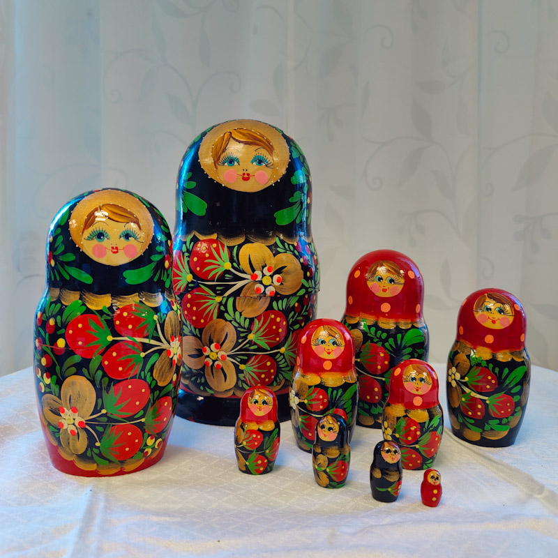 Babushka - Matrjosjka - Ryska trädockor  - 2