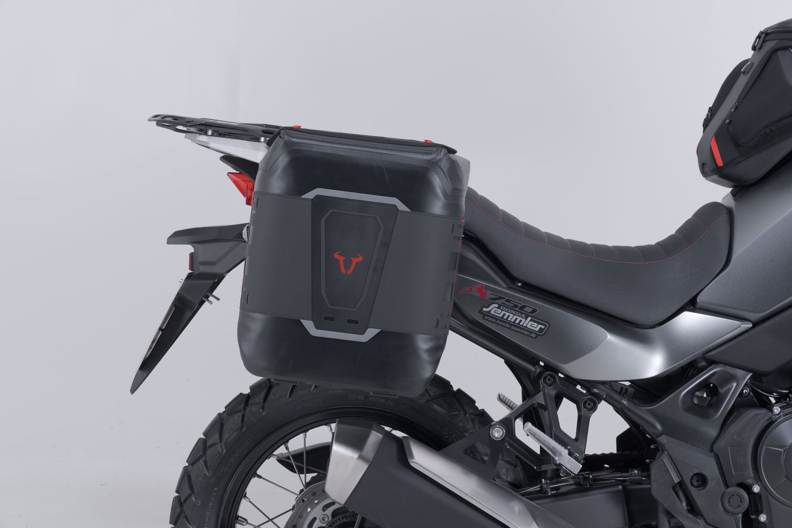 Side Bag WP system V-LOC 16/16 l. Honda XL 750 Transalp (22-). - 6