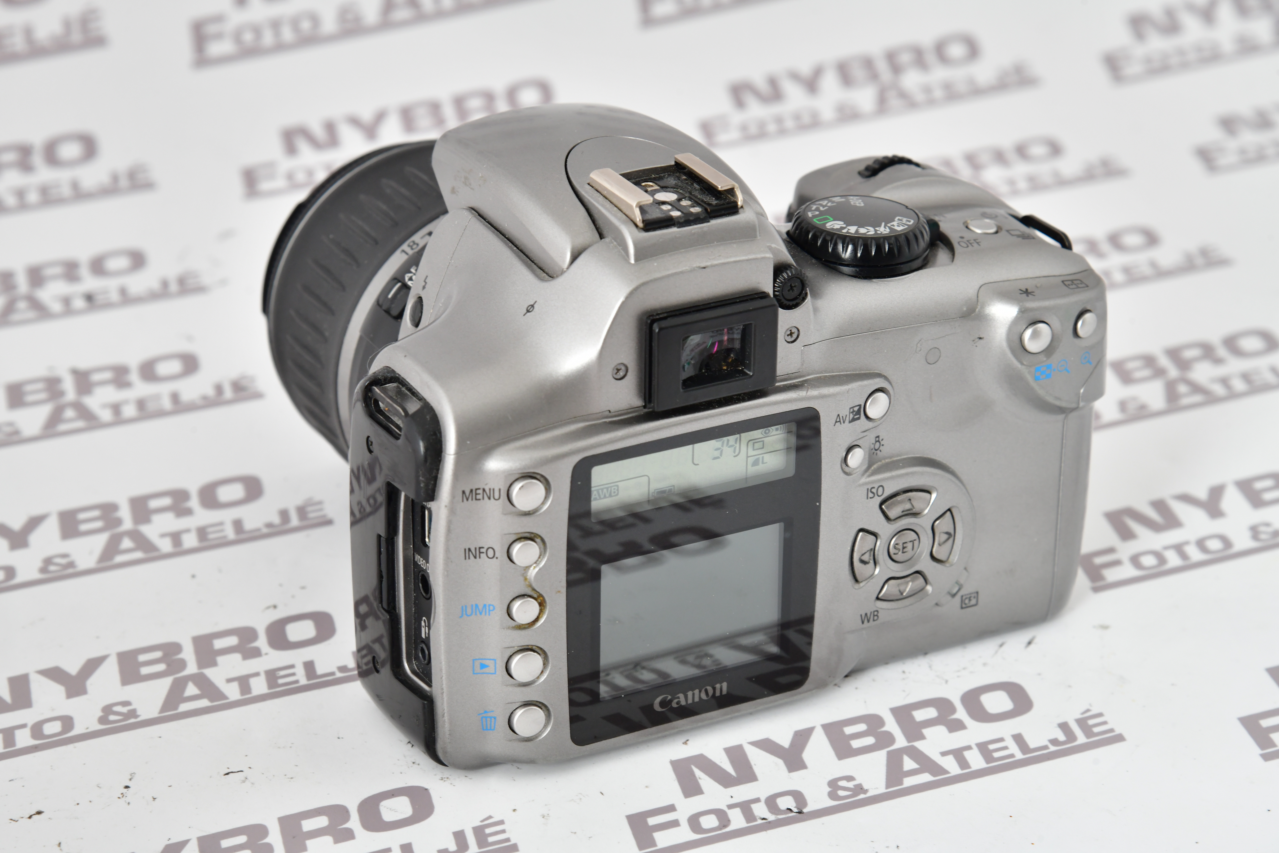 Canon EOS 300D + 18-55/3,5-5,6  - 2