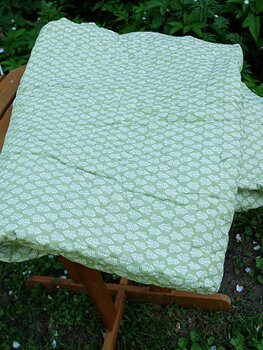 Täcke/Grön/Blom
