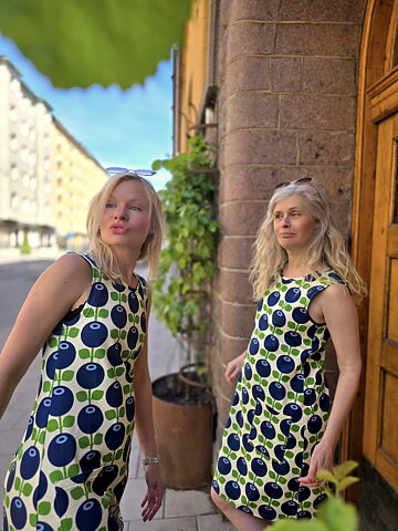 Klänning Twiggy Blåbär – retroklänning i ekologisk trikå | FLORYD X RINO