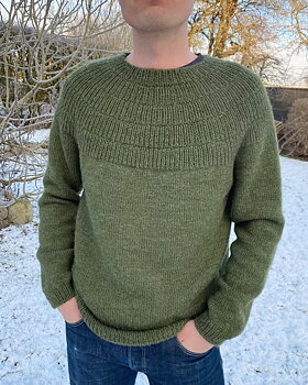 PetiteKnit Ankers tröja My Boyfriend´s Size (20 m st 4)