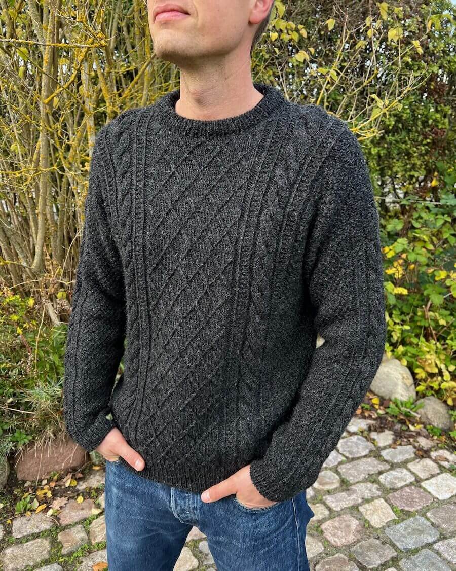 PetiteKnit Moby Sweater Man (20 m struktur st 4)
