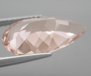 3.68 ct stor äkta naturlig morganit (rosa smaragd) ädelsten - 3