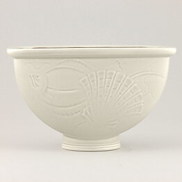 Nils Thorsson (Solbjerg 1933) White Art Deco Bowl with Marine Life Relief 17/10 cm #1872-1602