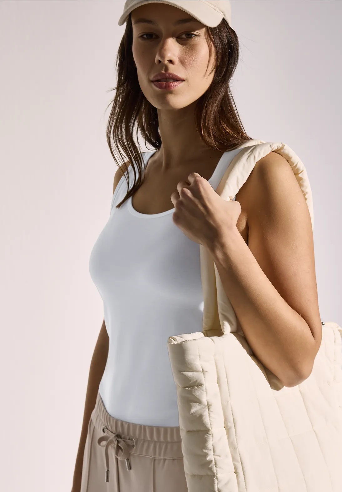 NOS Linda Linne - White - Cecil