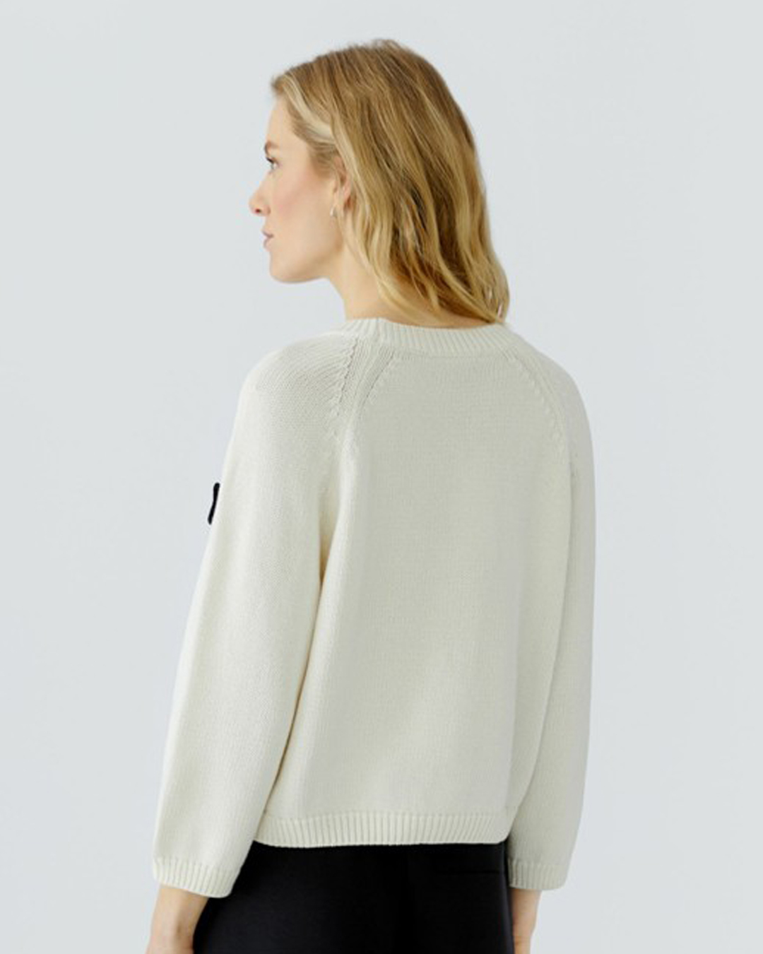 Bomullsjumper offwhite med svarta blommor - 2