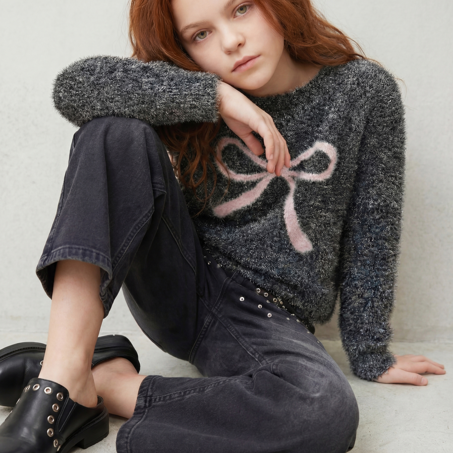 Pullover Knit w. Glitter Tap Shoe - 5