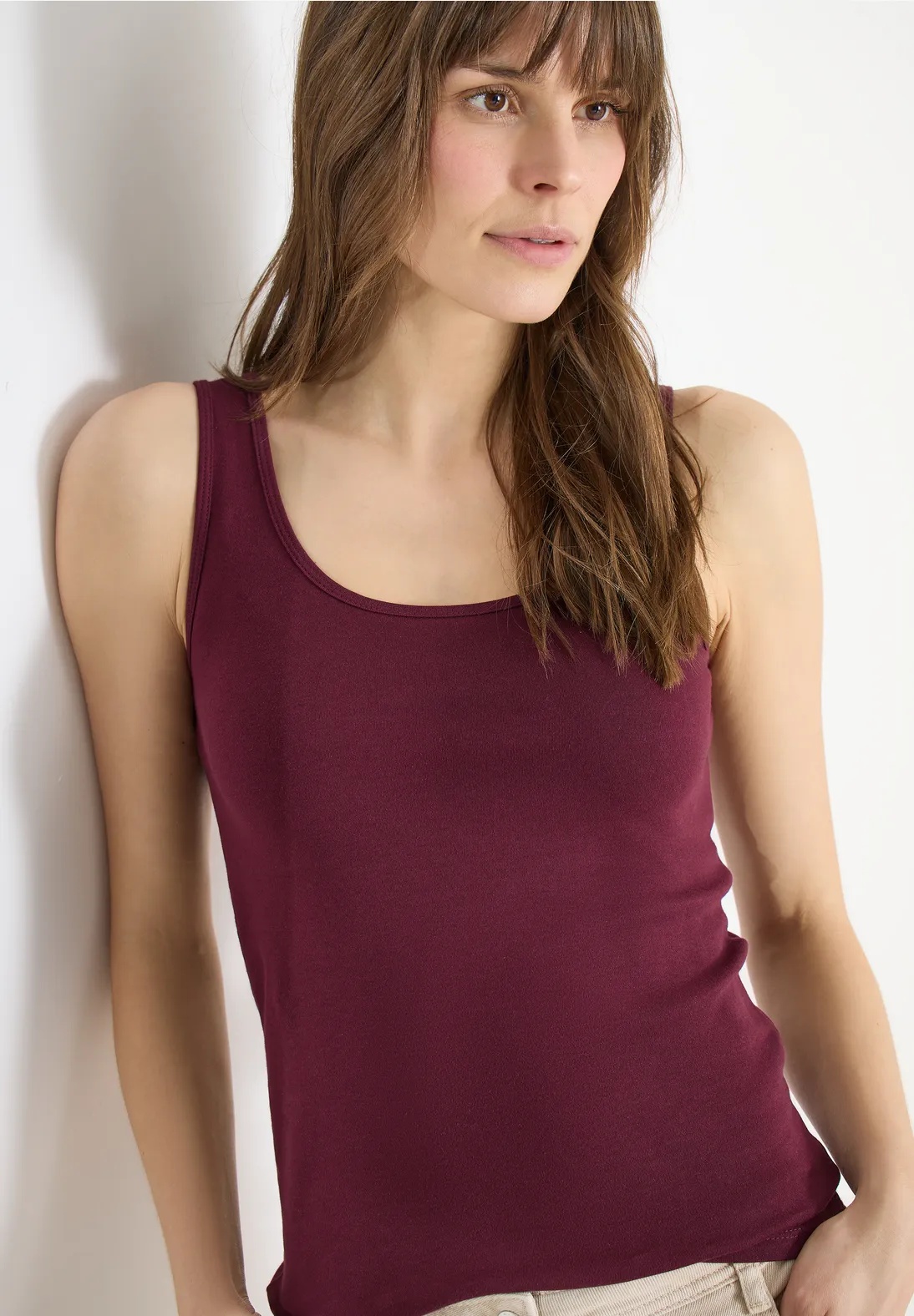 NOS Linda Linne - Grape Red - Cecil
