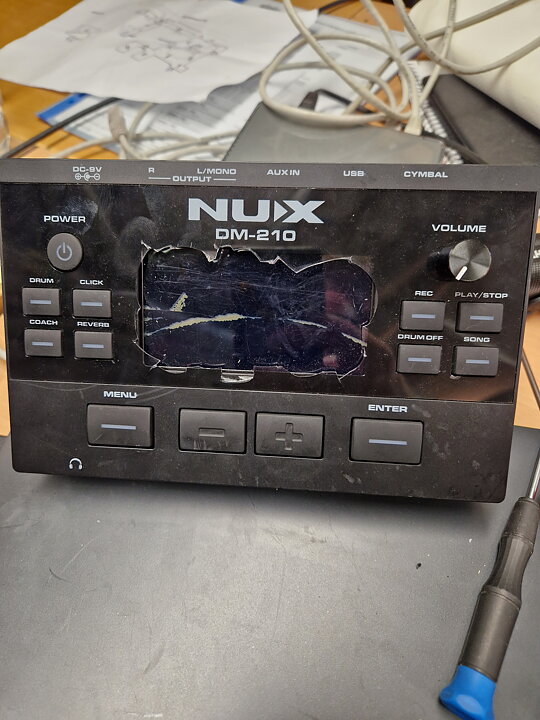 Huvudenheten till digitalt trumset NUX DM-210 