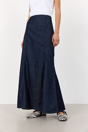 Leveté Room - Nuri 2 Skirt Dark Navy
