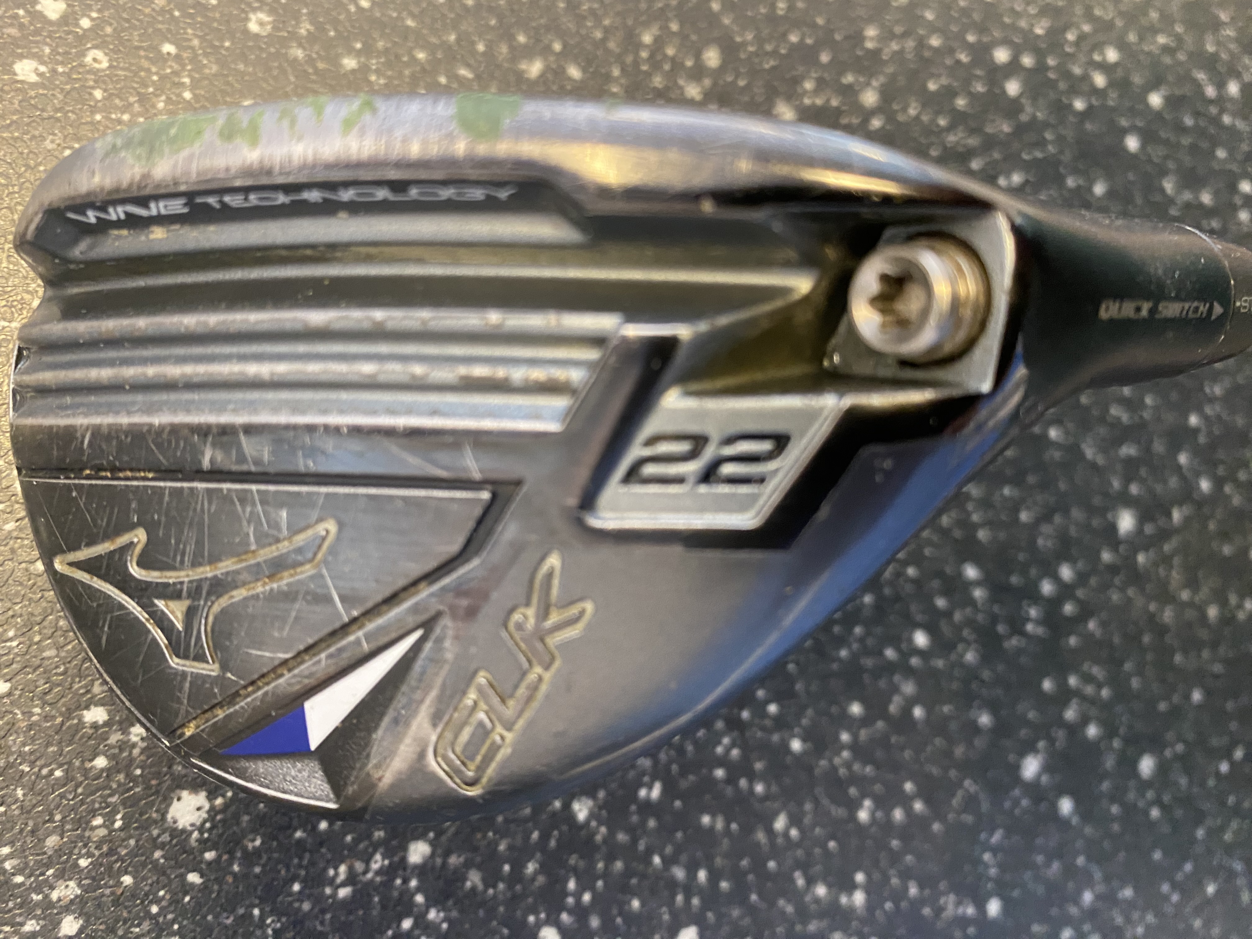 Mizuno CLK Hybrid 22 grader