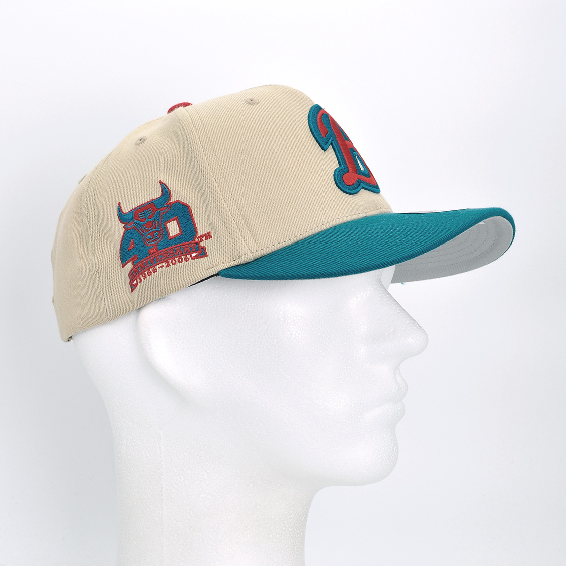 Mitchell & Ness - First Letter Classic Red Chicago Bulls Sand/Blue - 4