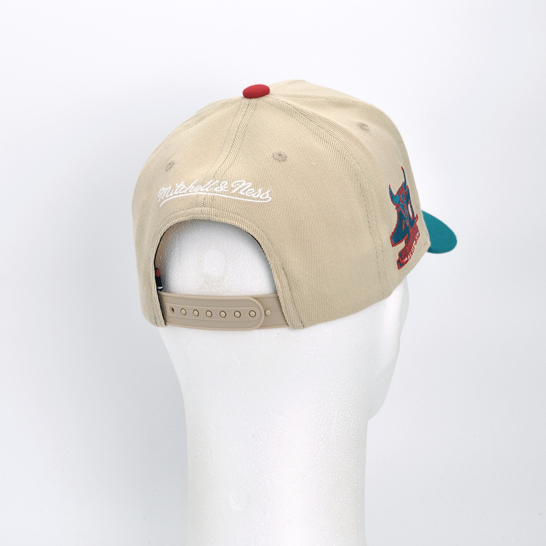 Mitchell & Ness - First Letter Classic Red Chicago Bulls Sand/Blue - 3