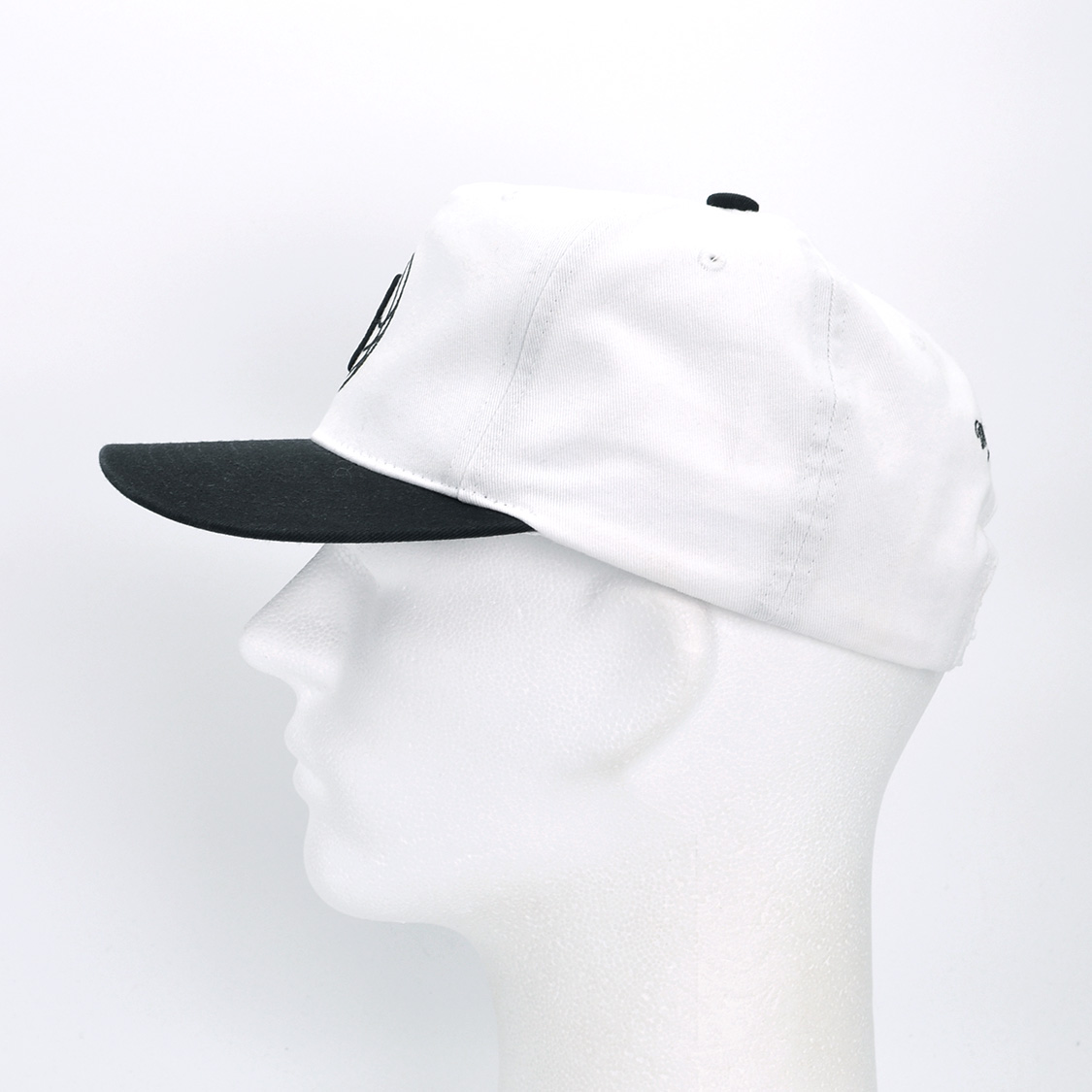 Mitchell & Ness - Side Script Caddy Fit Brooklyn Nets White/Black - 2
