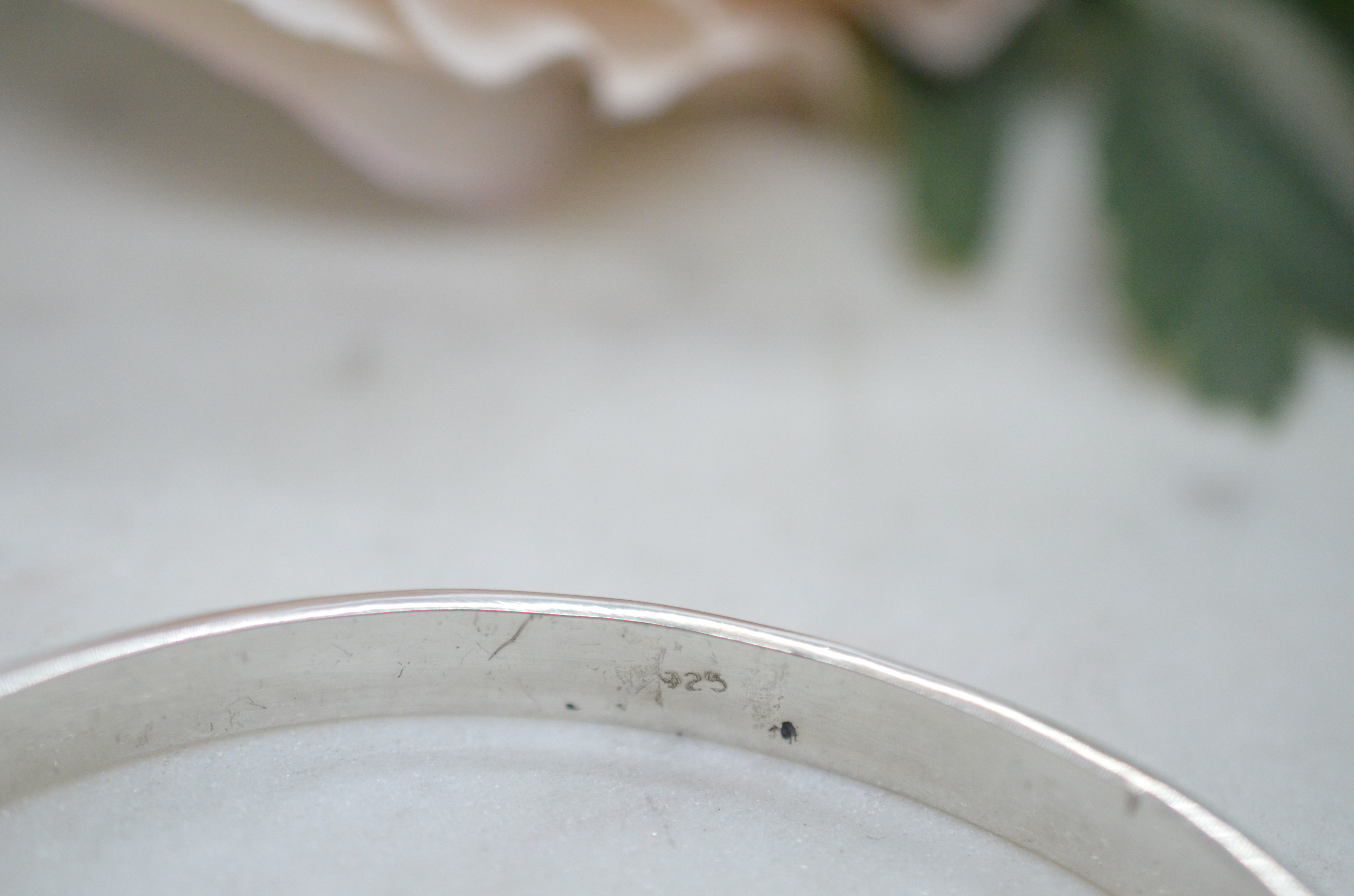 Second Hand bangle with light blue stone - 4