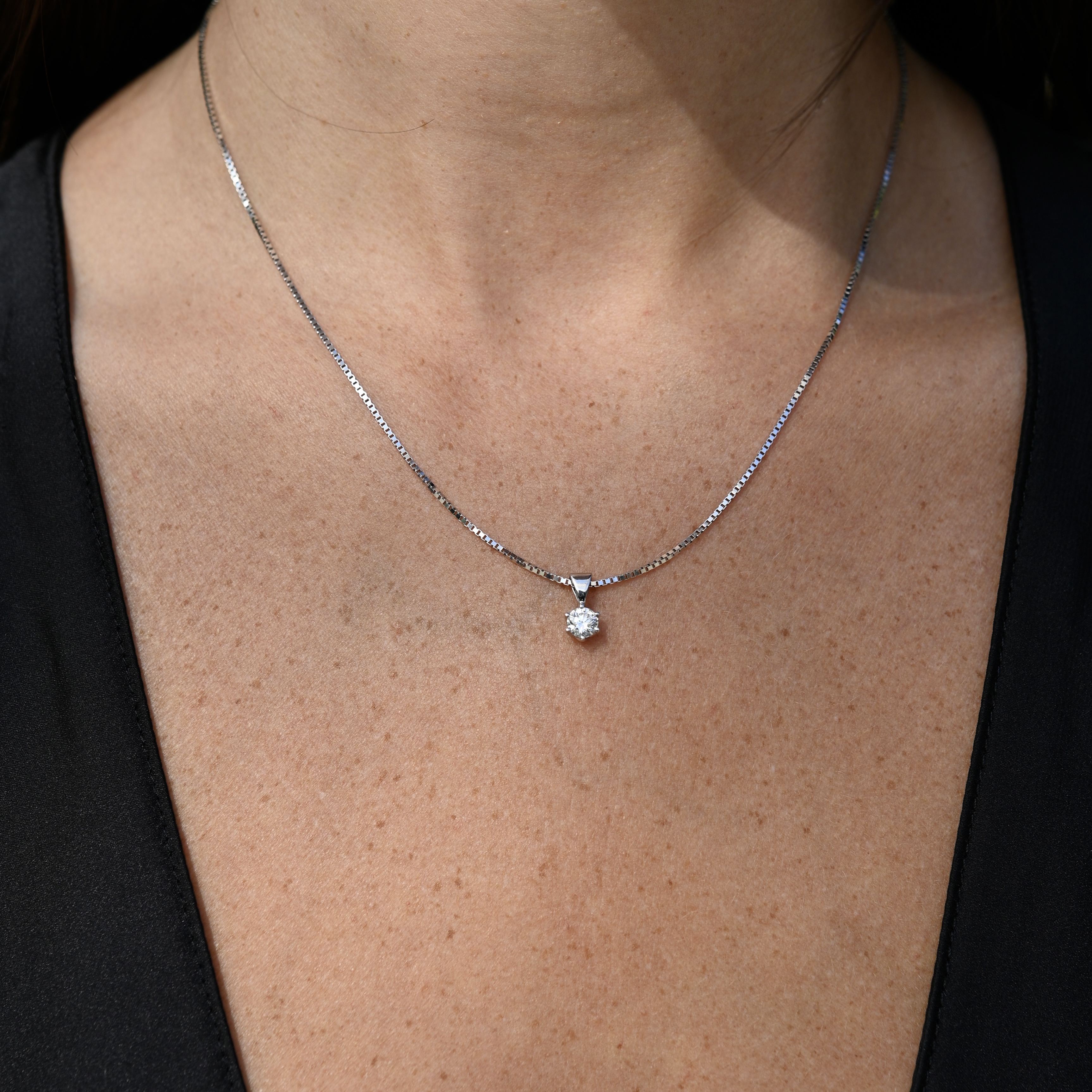 Hänge syntetisk diamant 0,35 ct vitguld 18 karat 