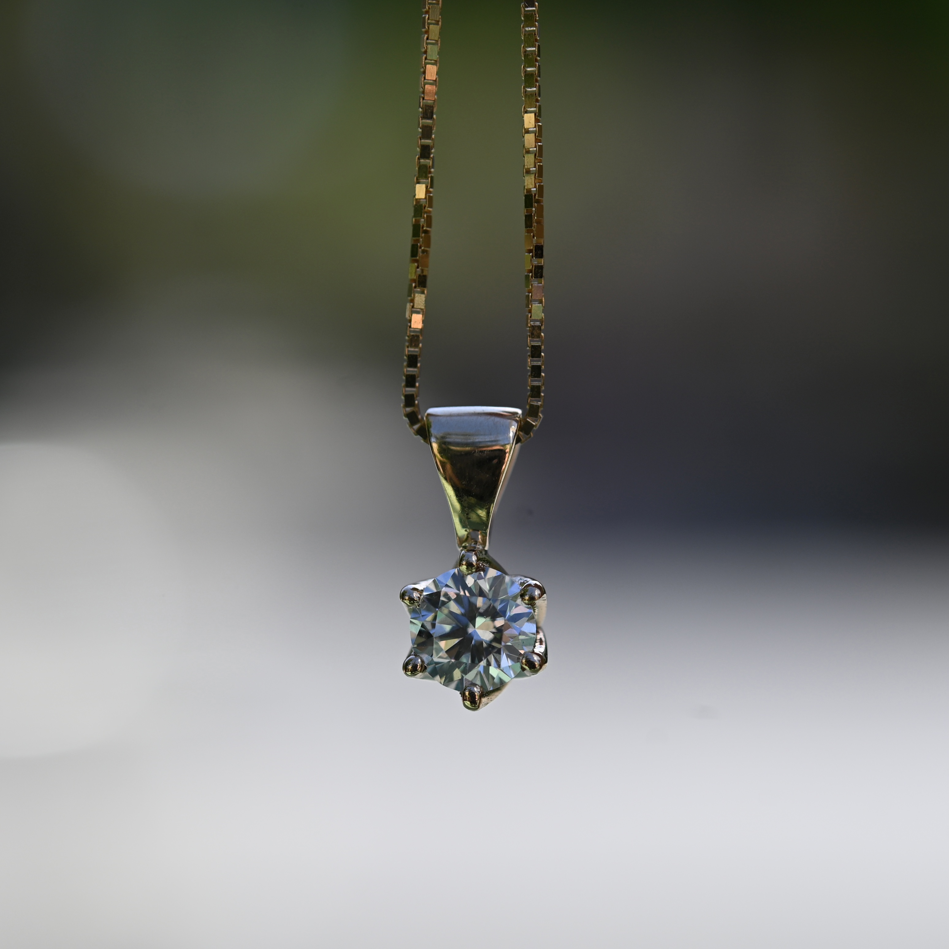 Hänge syntetisk diamant 0,25 ct guld 18 karat 