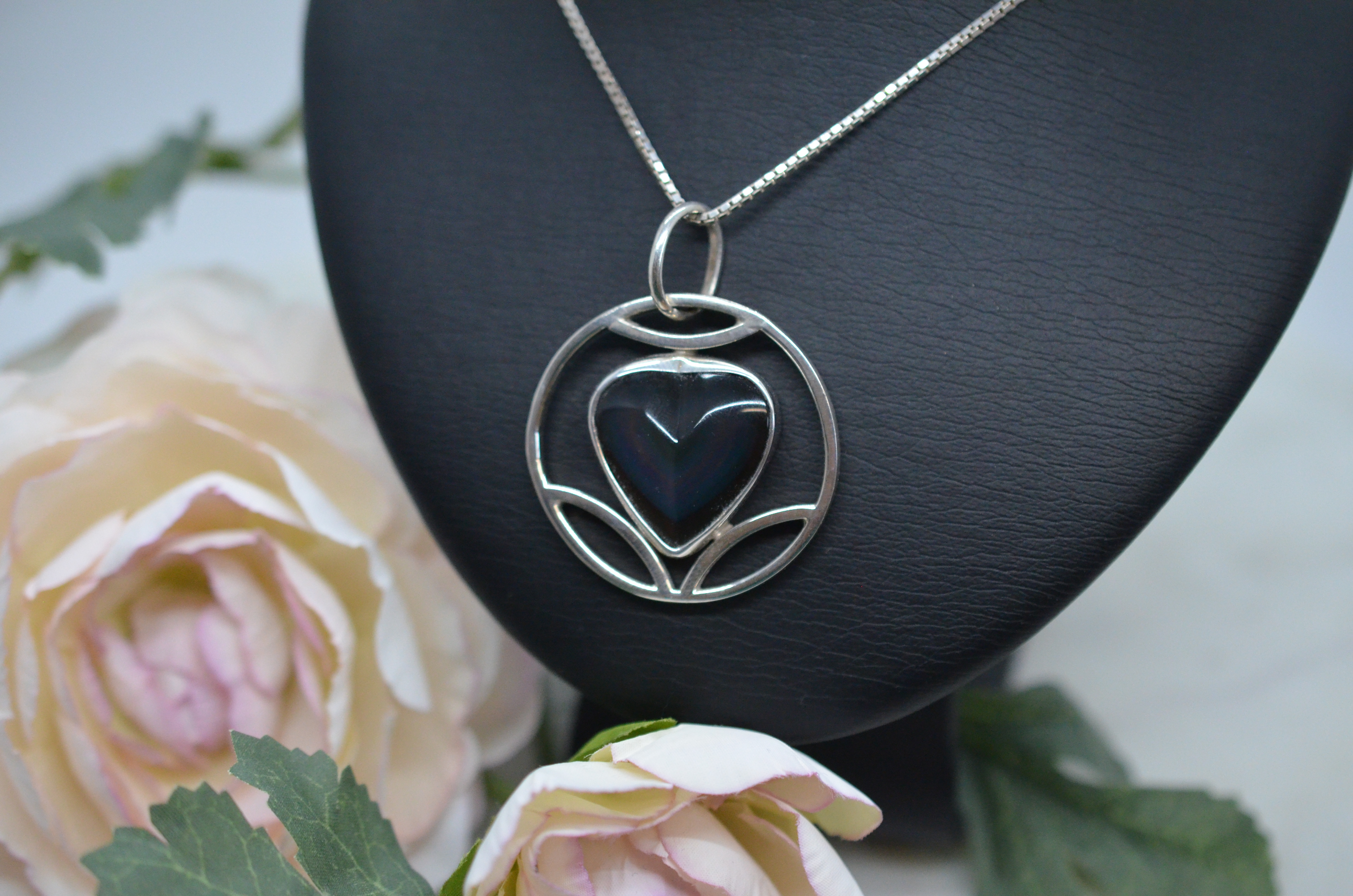 Second Hand Am Design silver necklace with obsidian