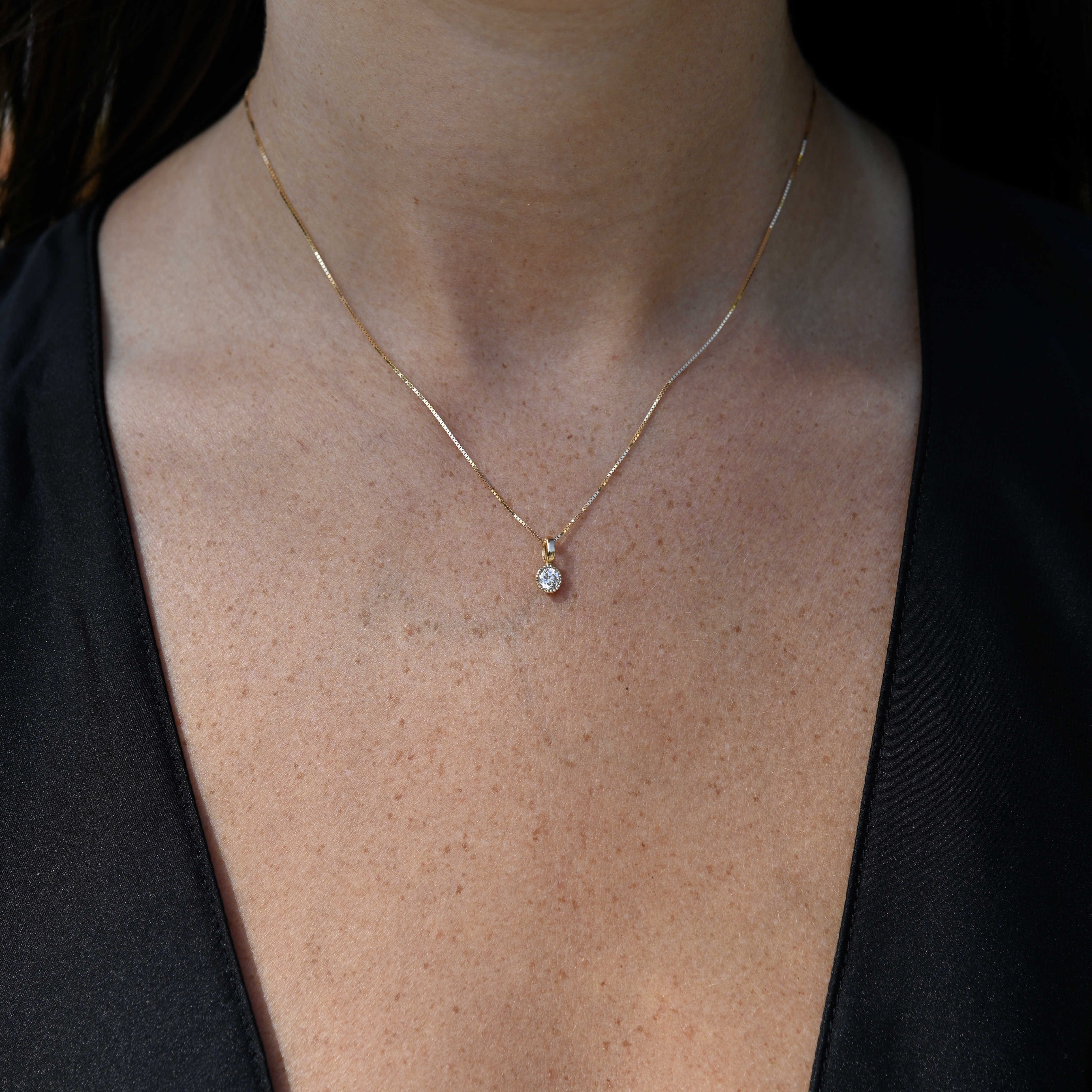 Hänge syntetisk diamant 0,20 ct guld 18 karat 