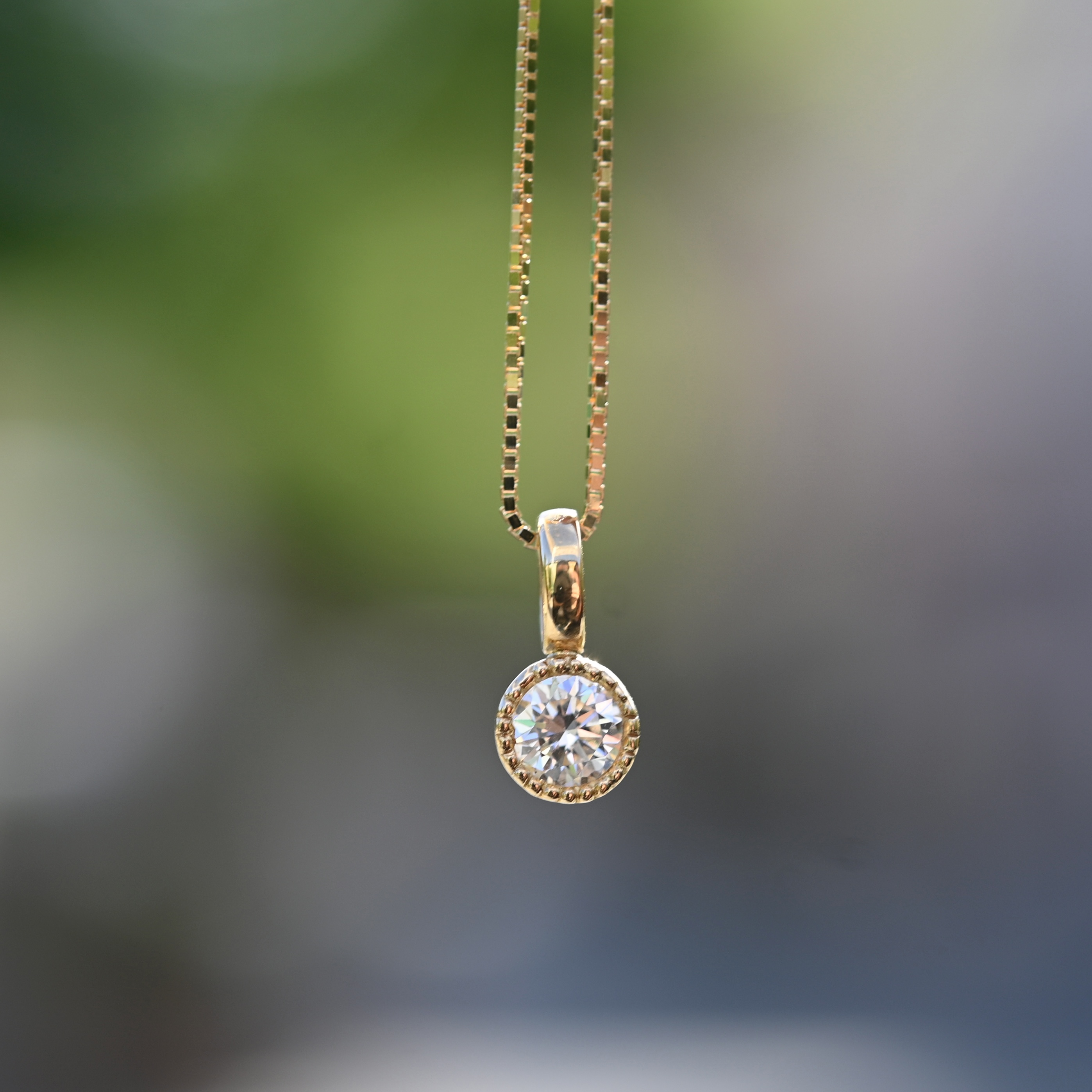 Hänge syntetisk diamant 0,20 ct guld 18 karat 