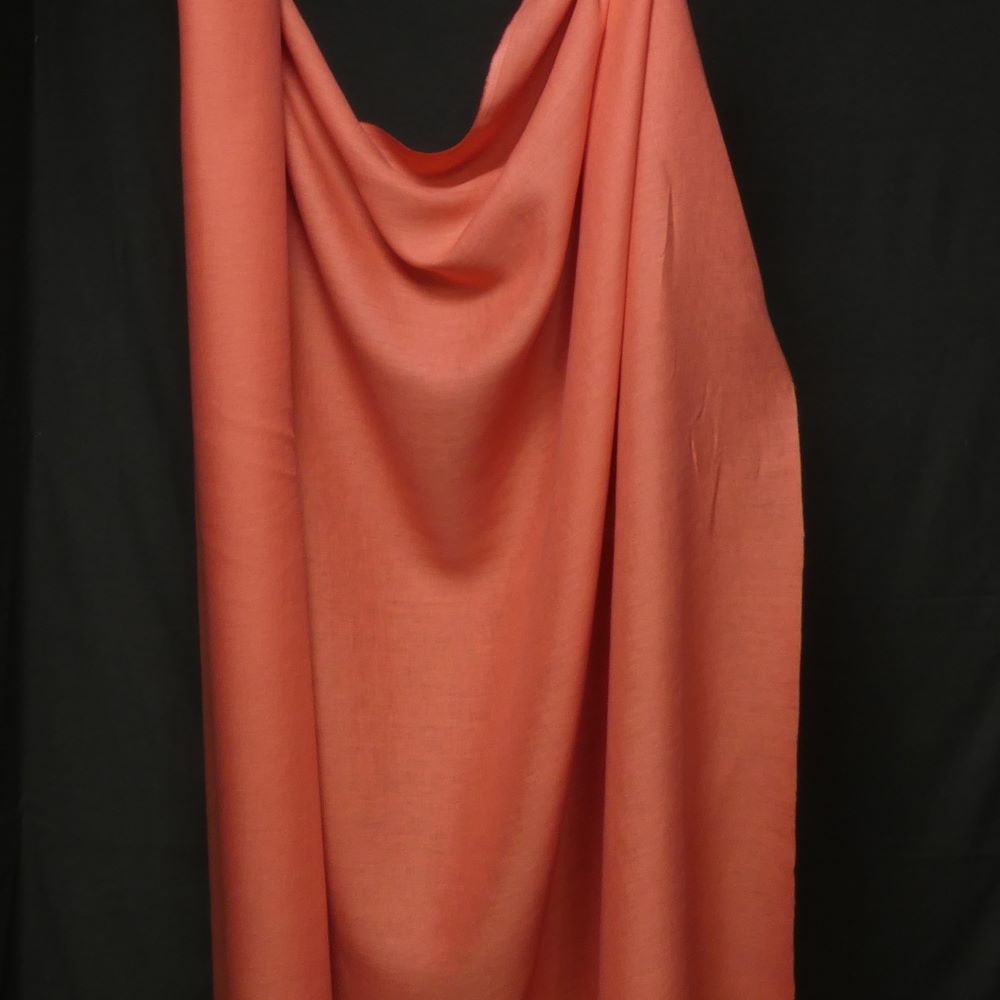 Elegant italienskt linnetyg – Korall
