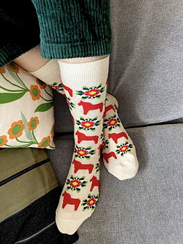 Strumpor Dalahäst med kurbits blommor, stl. 36-40 