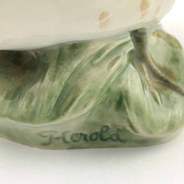 ピーター・ヘロルド  鳥  ヨーロッパヤマウズラ  19/9cm  1914年  #2215