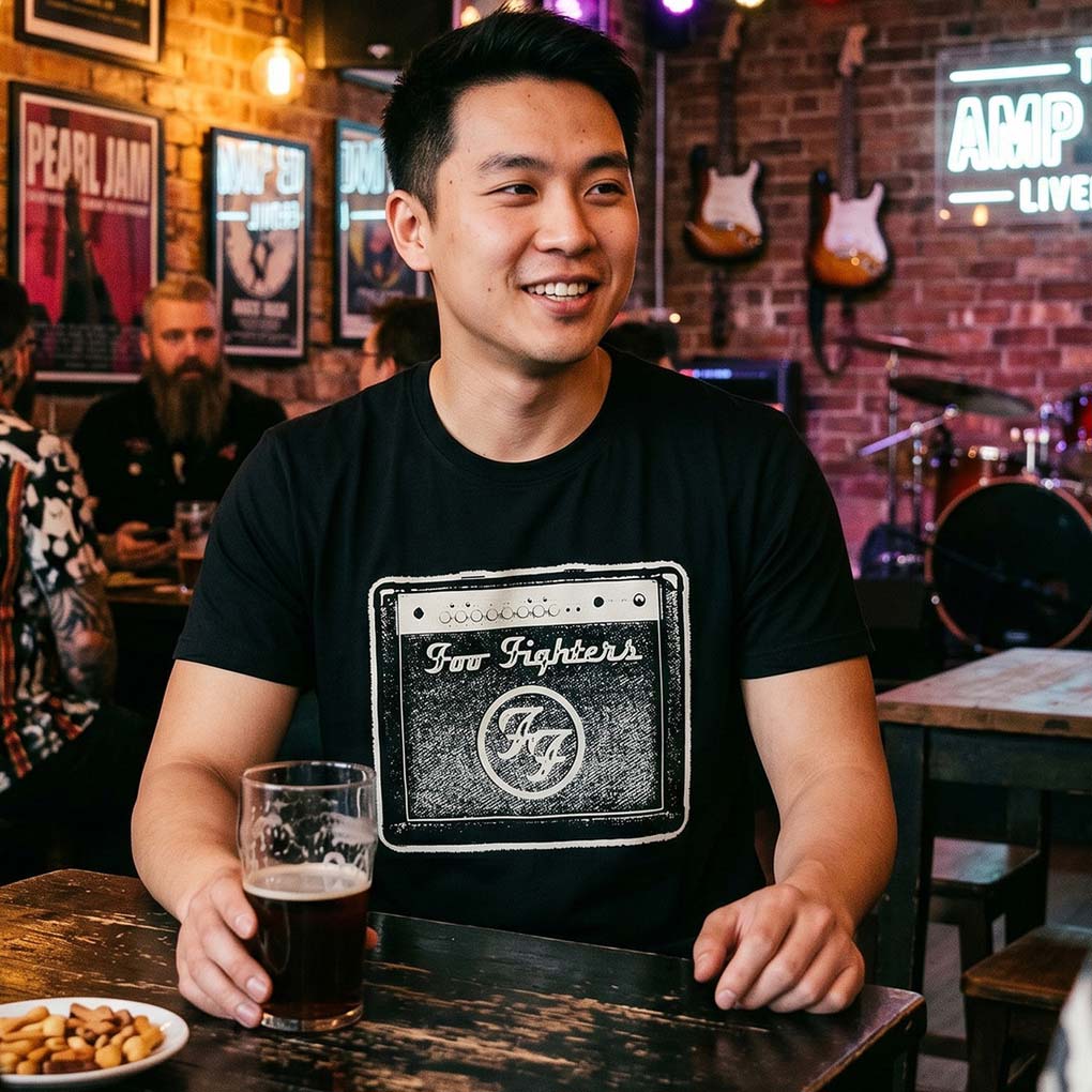 Foo Fighters Unisex Premium Carbon T-Shirt: Amp (Black)