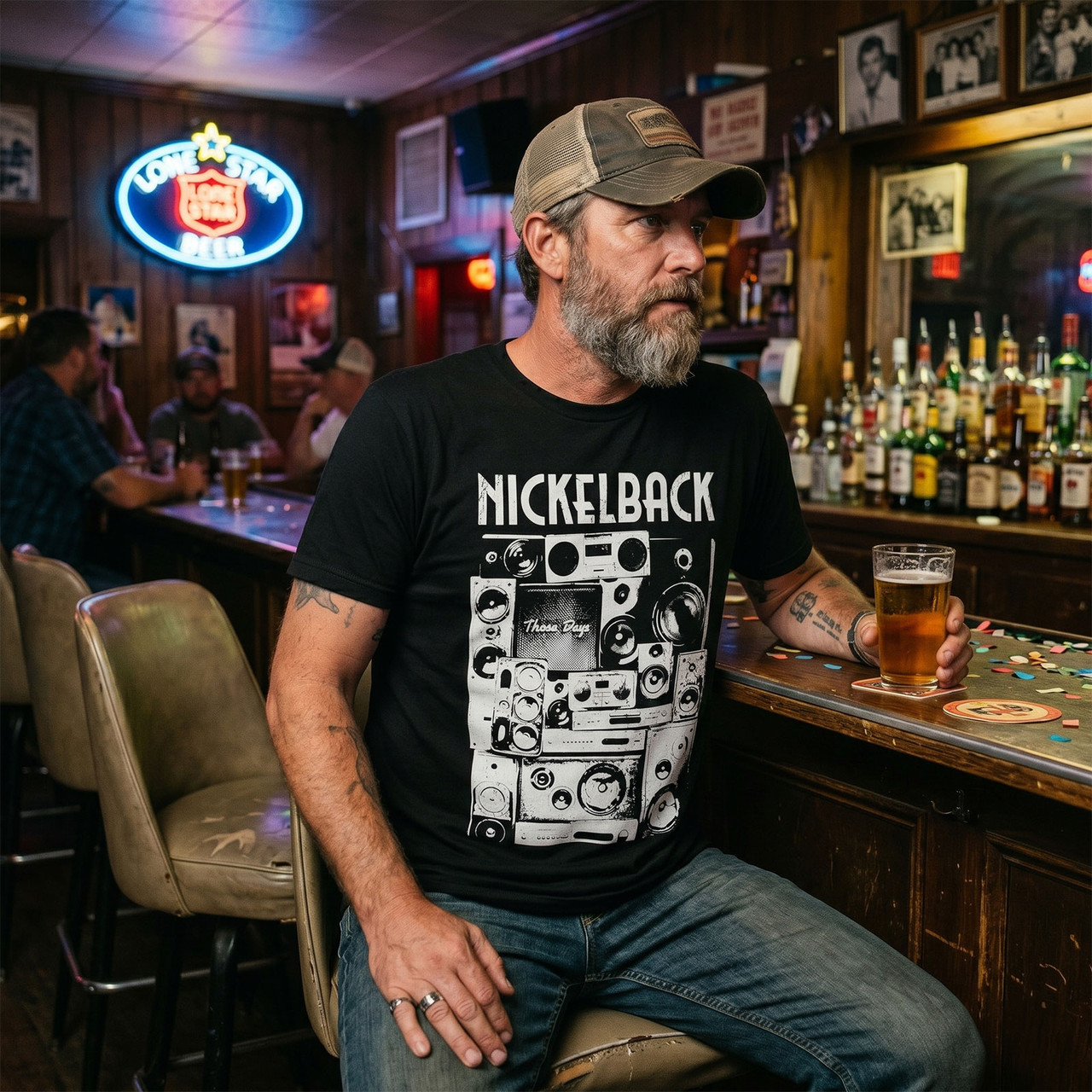 Nickelback Unisex Premium Carbon T-Shirt: Wall Speakers (Svart)