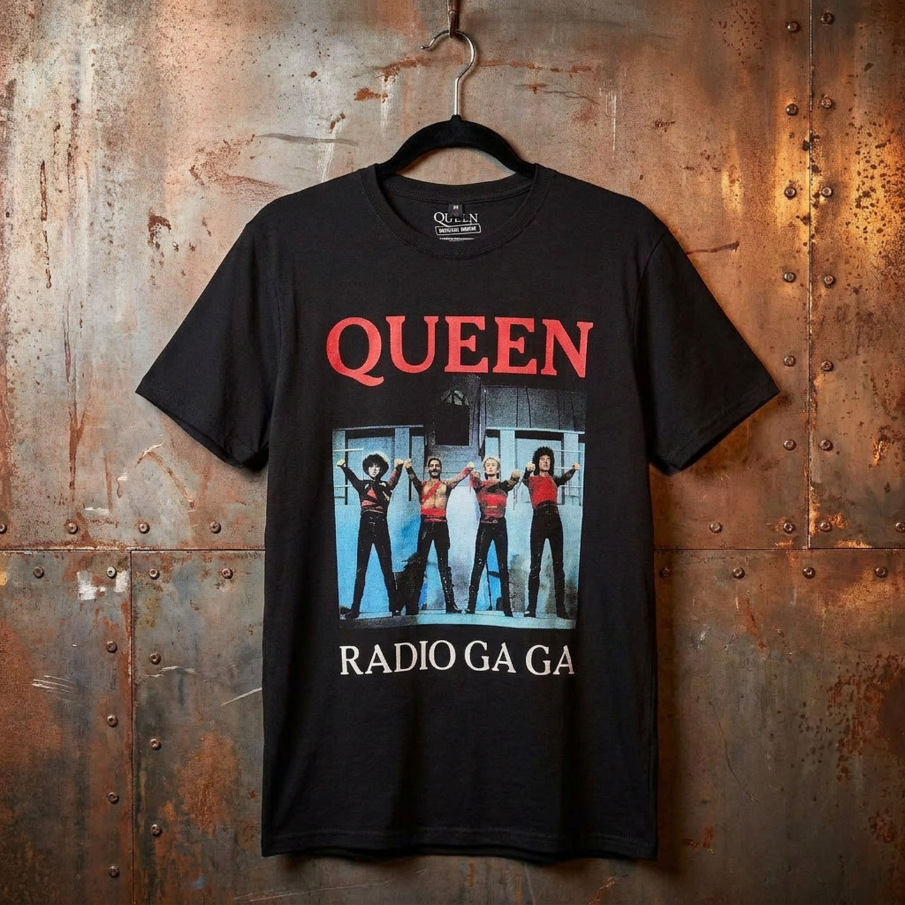 Queen Unisex Premium Carbon T-Shirt: Radio Ga Ga (Svart)
