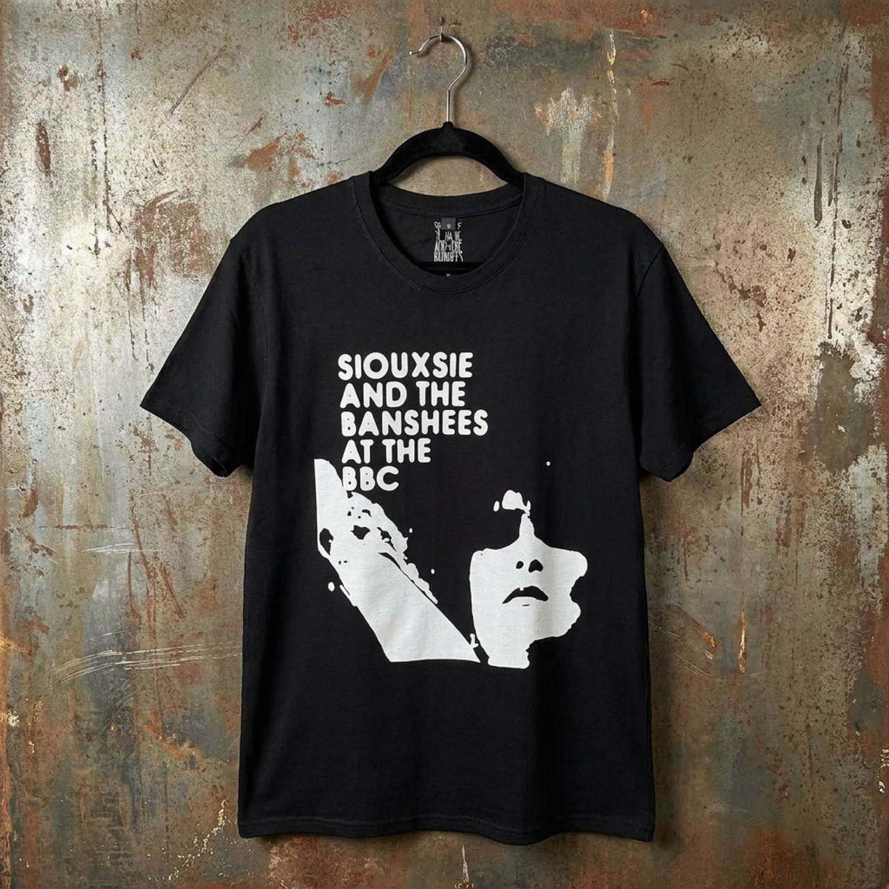 Siouxsie & The Banshees Unisex Premium Carbon -T-paita: At The BBC (Musta) - 2
