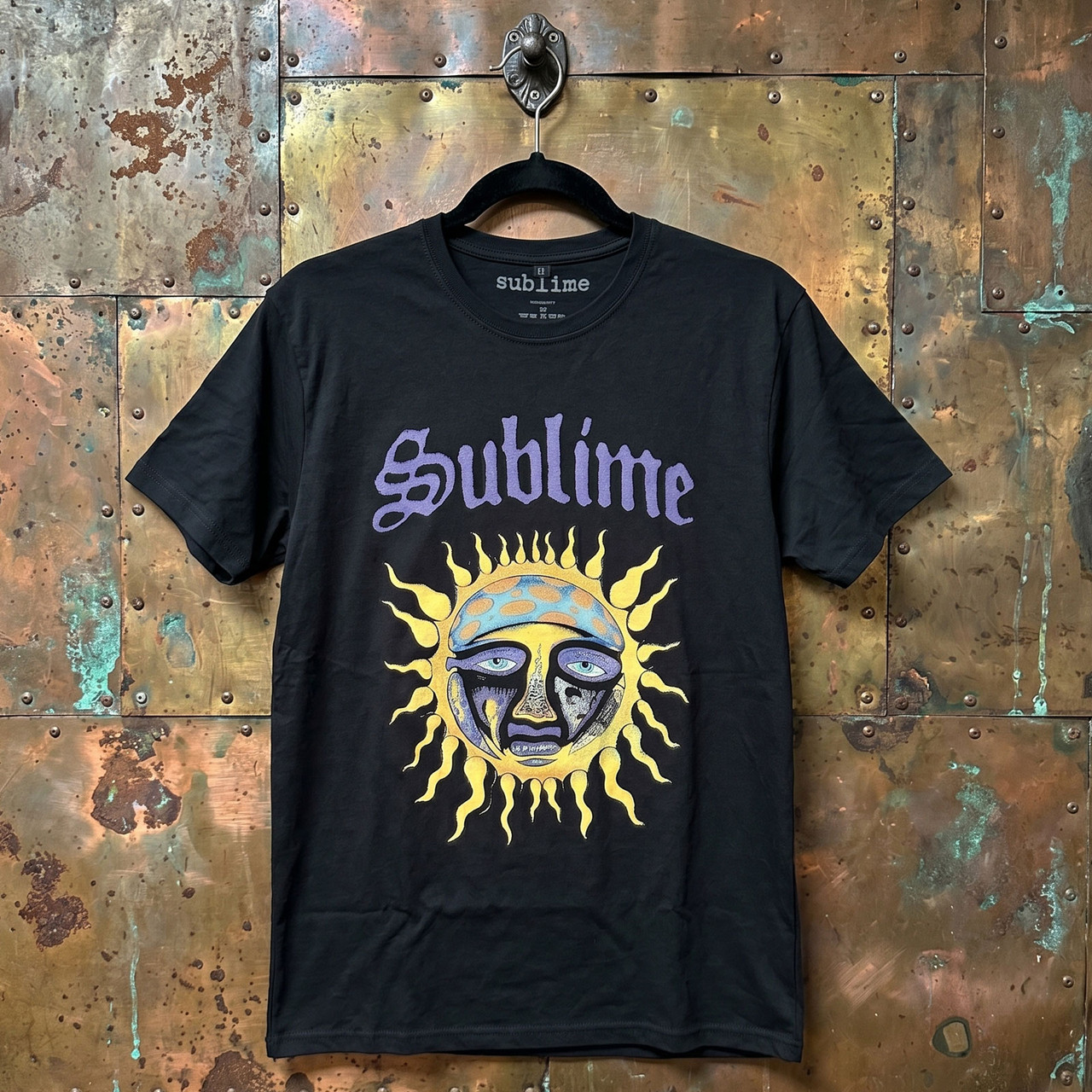 Sublime Unisex Premium Carbon -T-paita: Sun-logo (Musta)