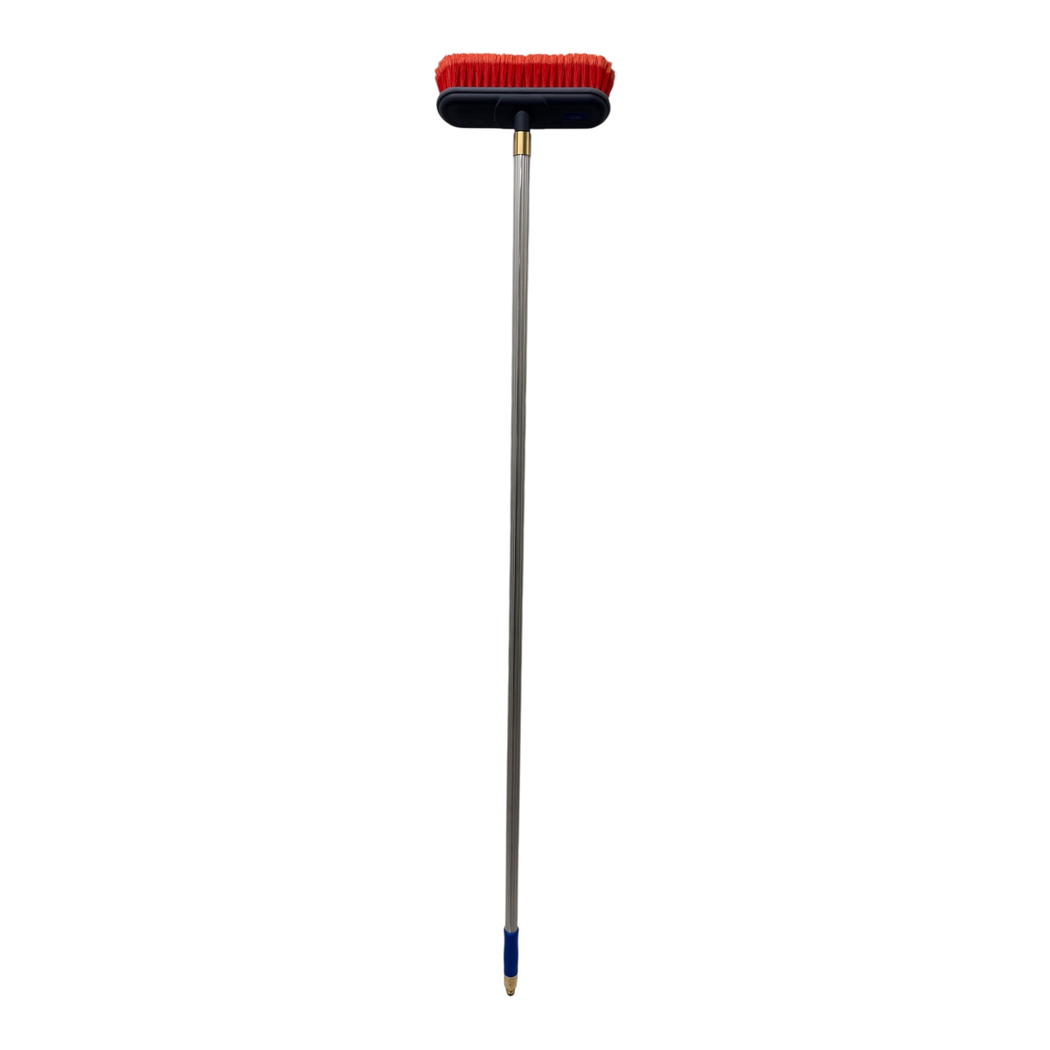 Water-carrying aluminum handle with a Gardena connector and a 1/4" thread. Choose with or without our brushes. - 2