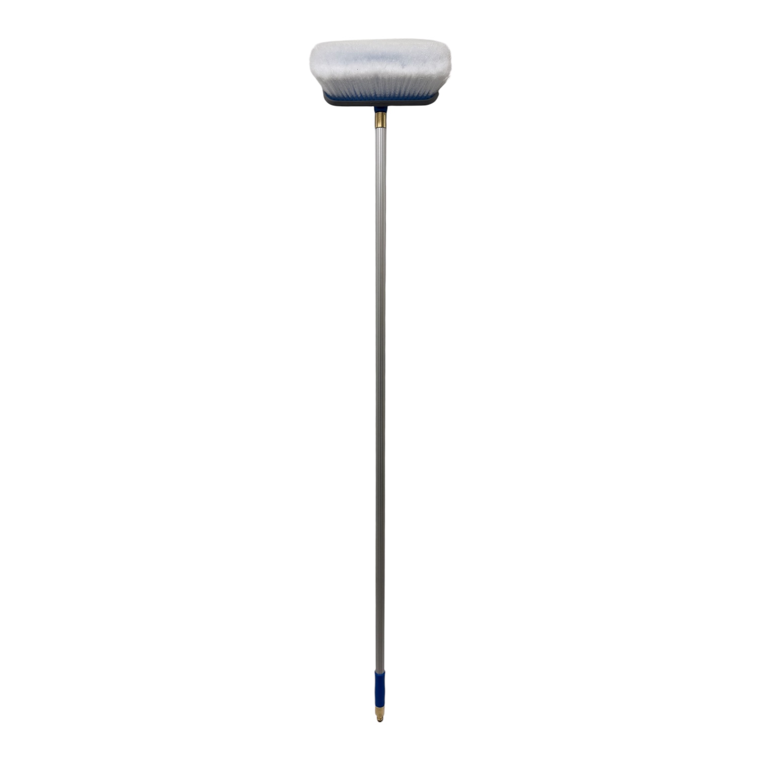 Water-carrying aluminum handle with a Gardena connector and a 1/4" thread. Choose with or without our brushes. - 5