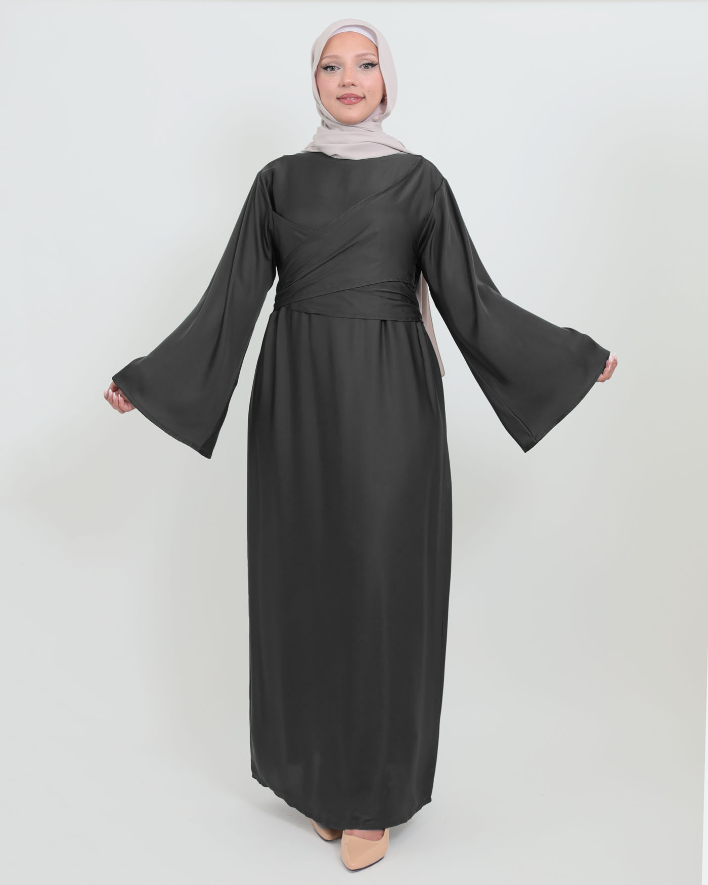 Maxikleid aus Satin - Schwarz - 4
