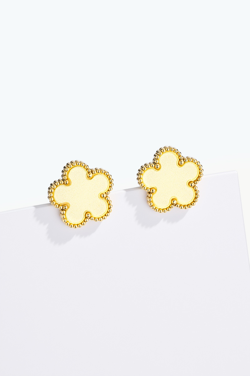 Earrings yellow