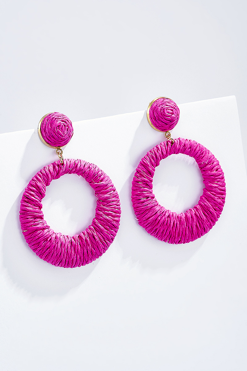 Earrings pink