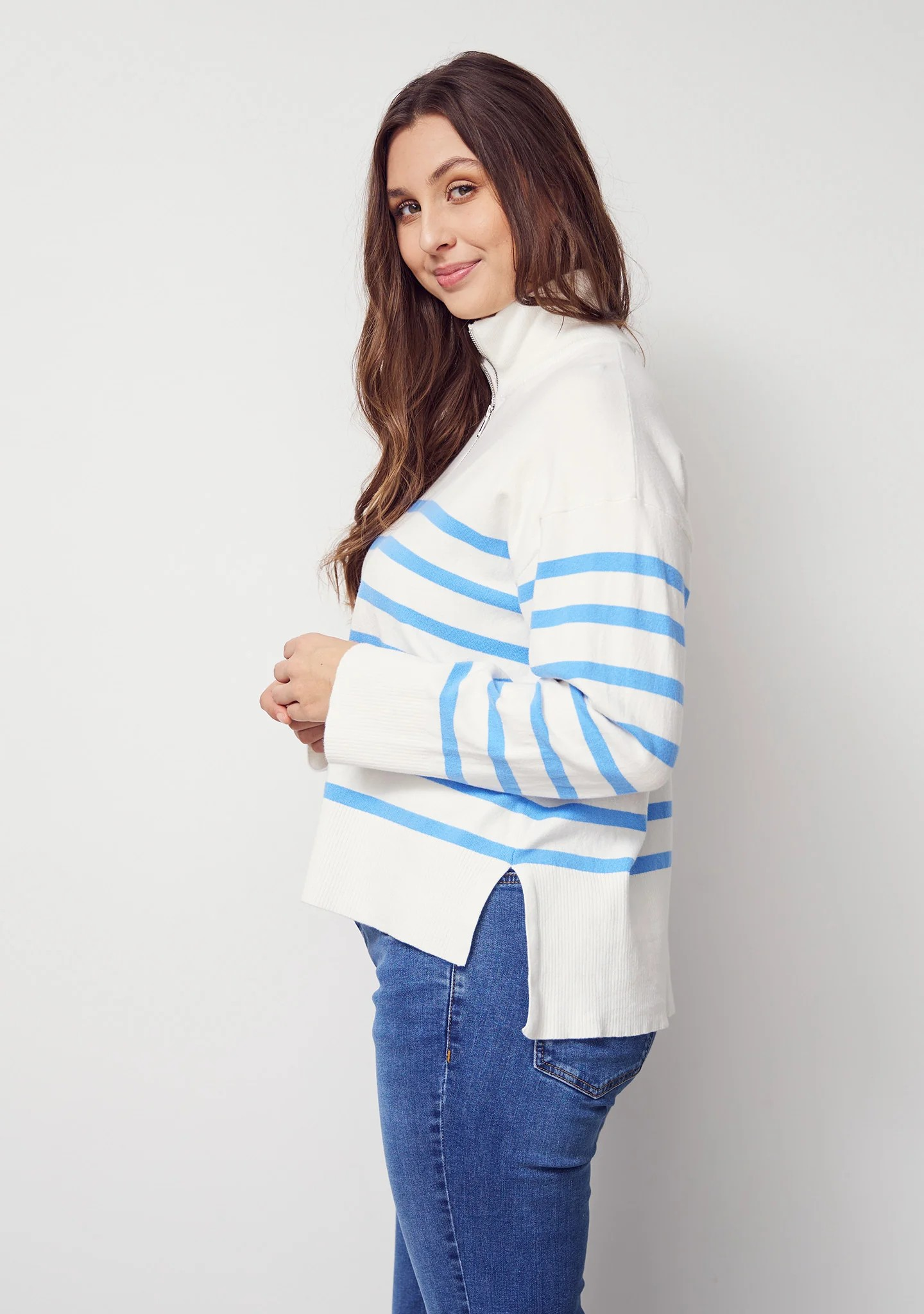 Frigga Zip Pullover - Broken White / Skyblue - Isay