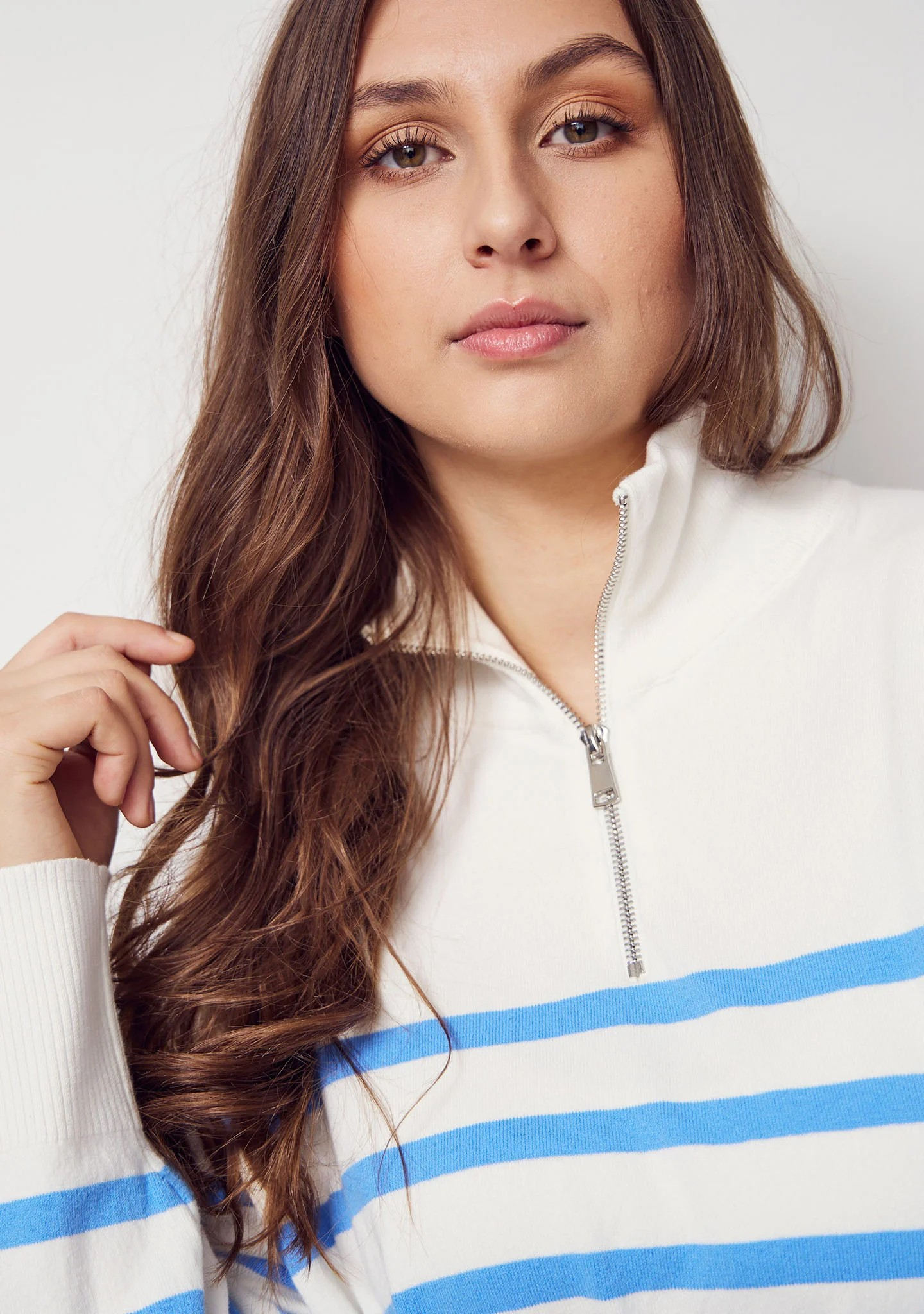Frigga Zip Pullover - Broken White / Skyblue - Isay - 4