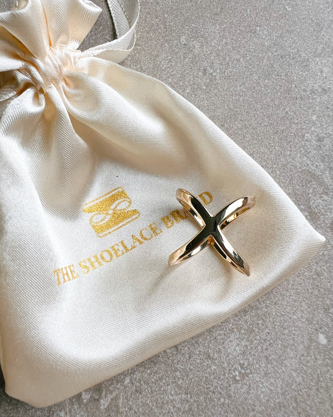 Scarfring kors liten guld - 2