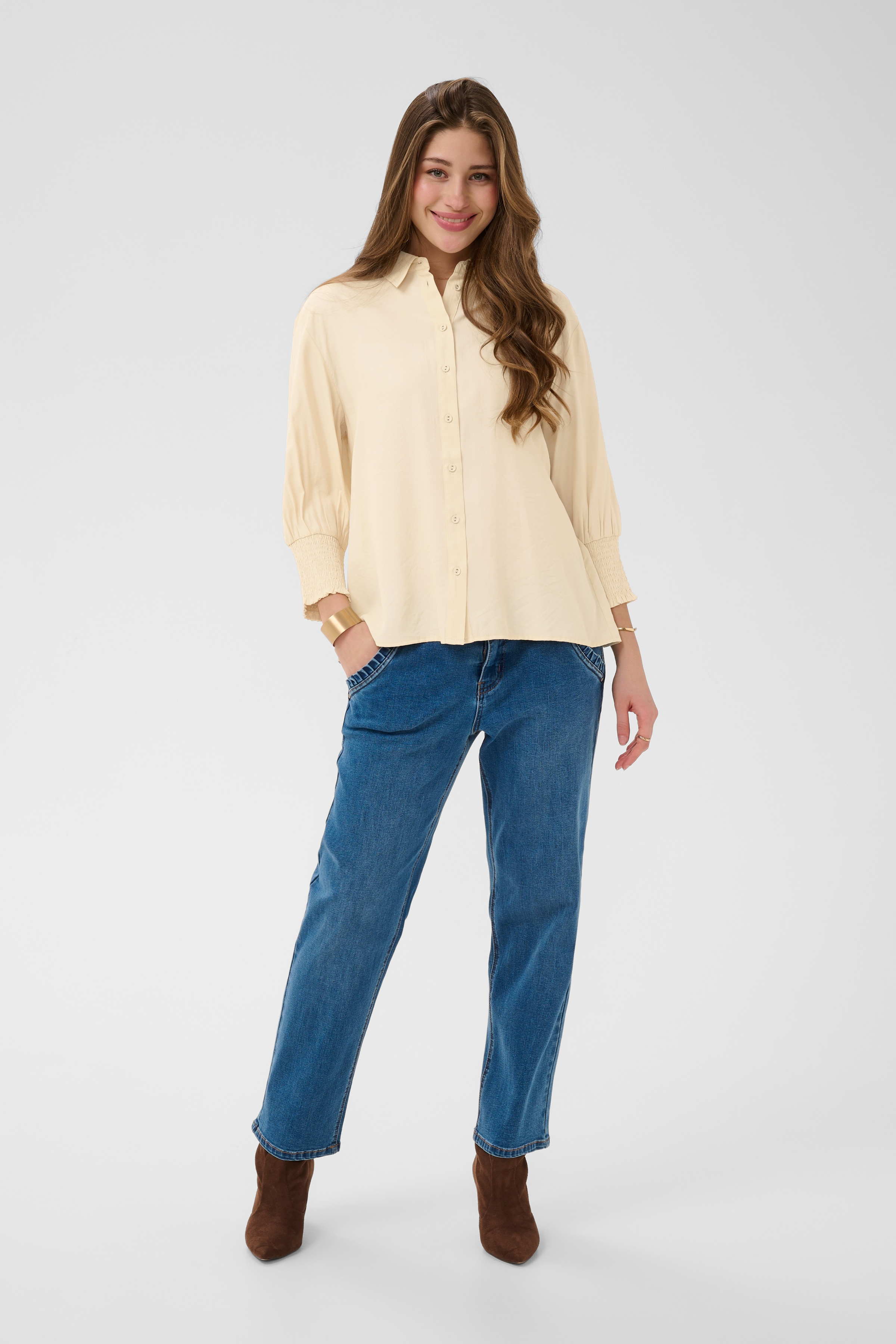 NolaCR Shirt   Bleached Sand  Sandfärgad blus med 3/4-ärm
