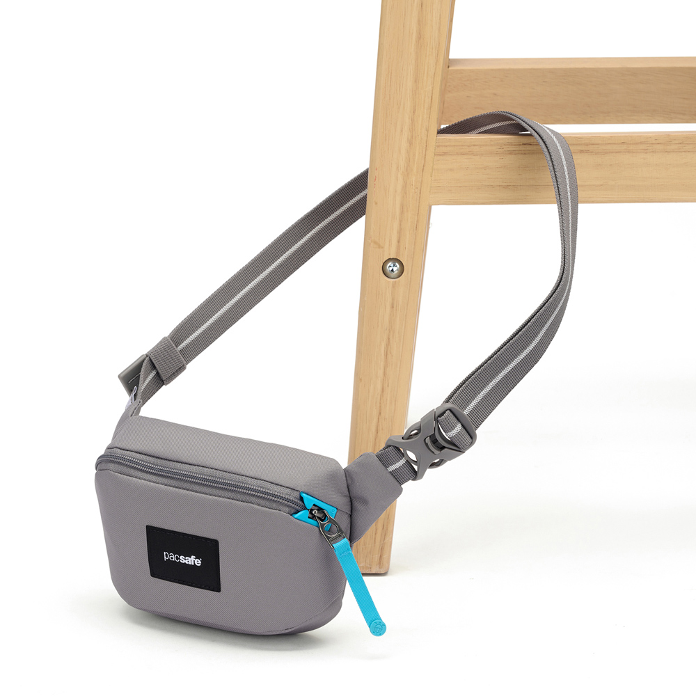 Stöldsäker väska - PACSAFE GO Anti-Theft Micro Sling Stone - 3