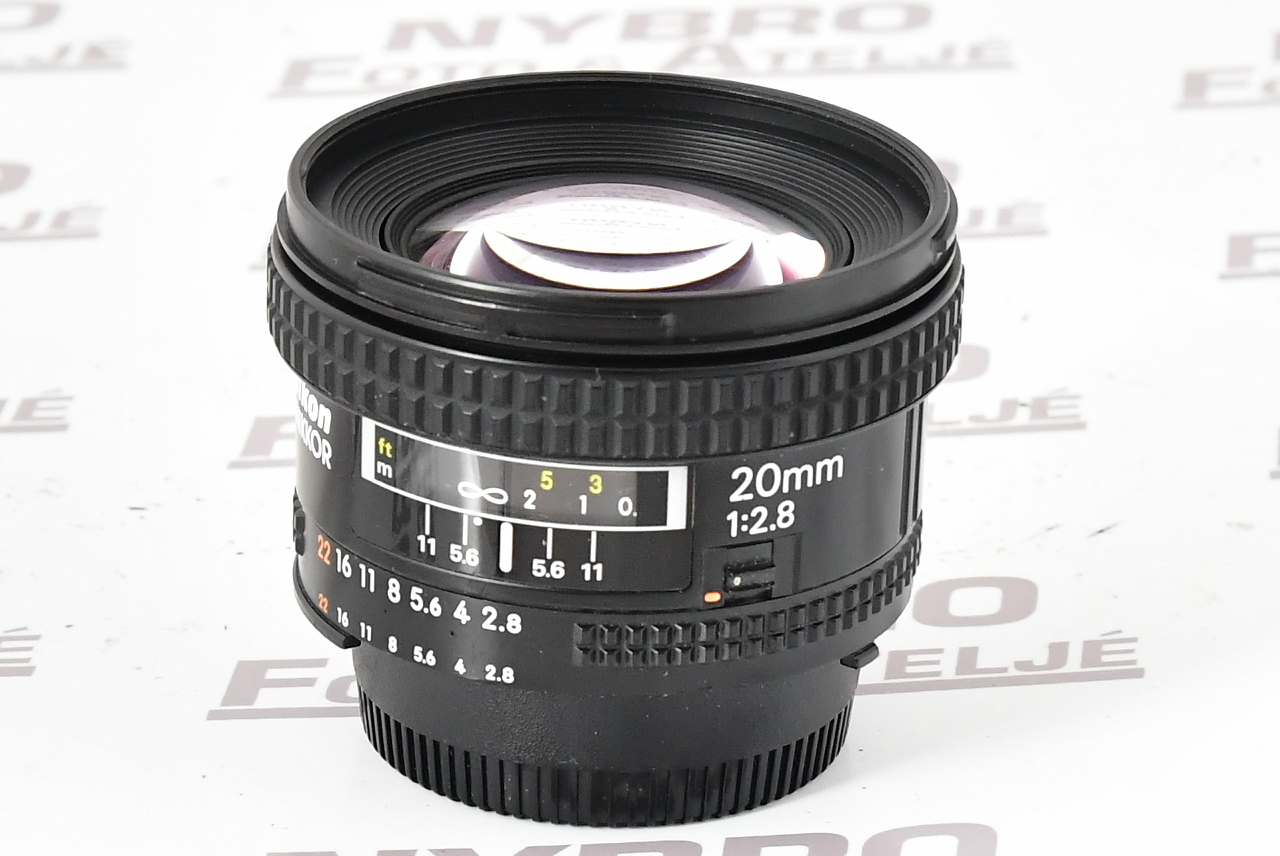 Nikon AF 20/2,8 - 2