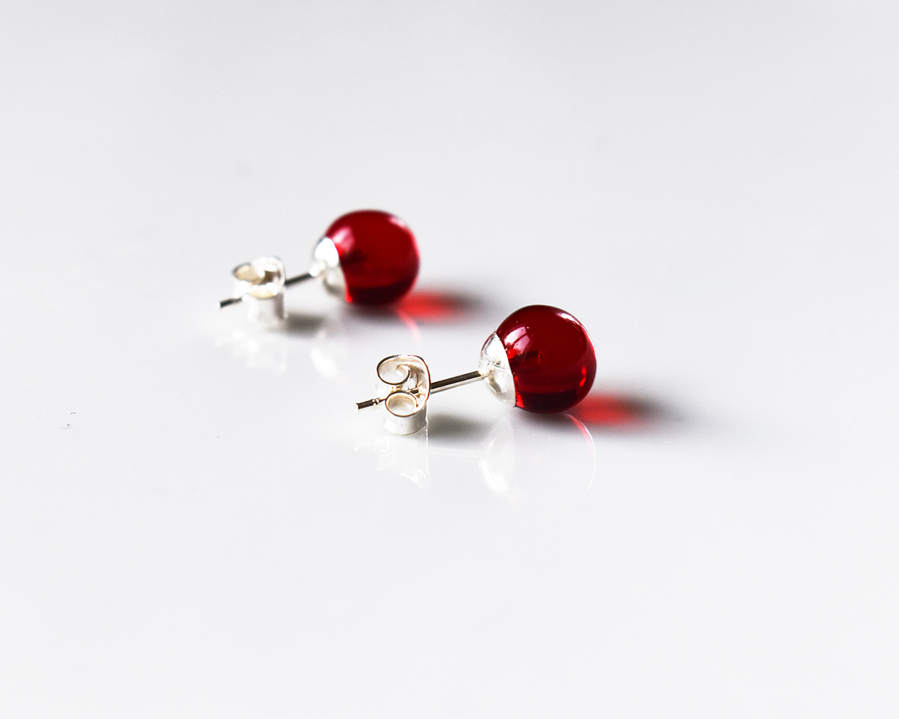 NATURE LINGON BERRY - red ear sticks