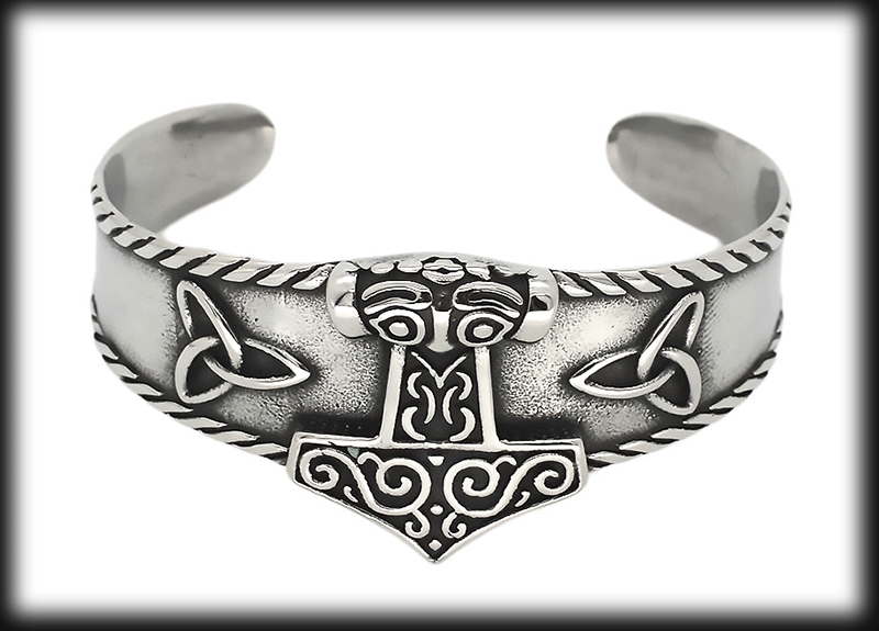 Bred Tors hammare armband i rostfritt stål.