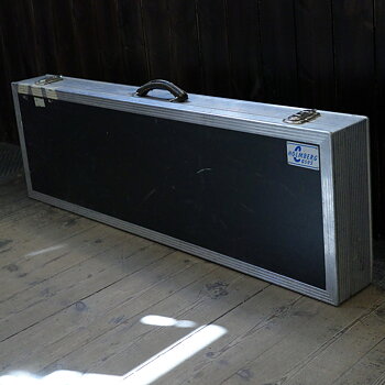 Holmberg flight case for 61/73 keys, used