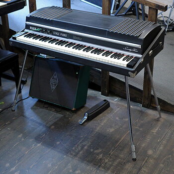 Rhodes Stage SeventyThree MkII, beg